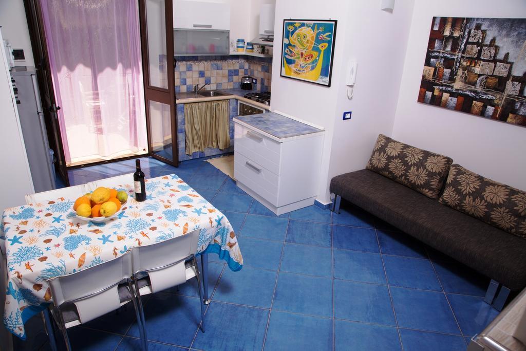 Villa Laila バレストラーテ 部屋 写真